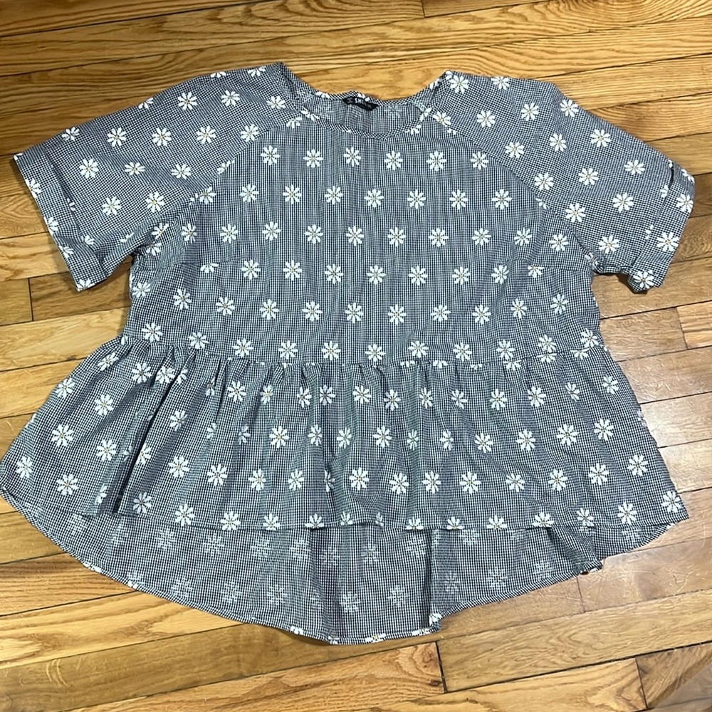 Flower Hi-Low Top